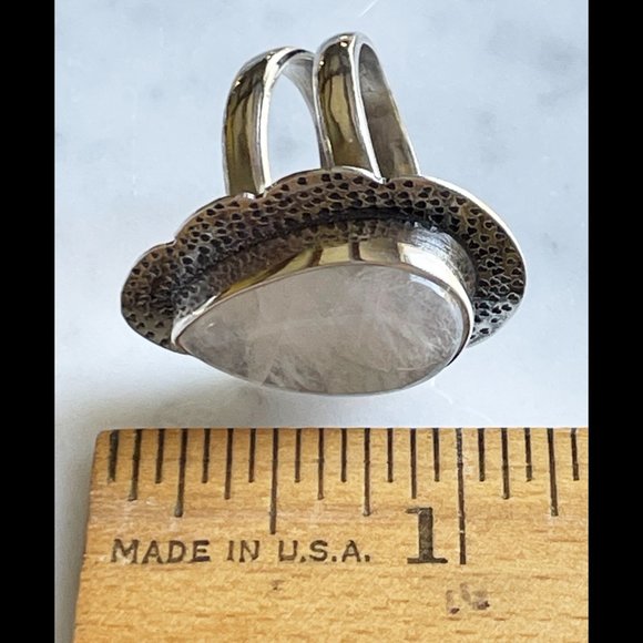 Natural Quartz Crystal Teardrop Cabachon Ring in 925 Sterling, Size 7 - Picture 8 of 9
